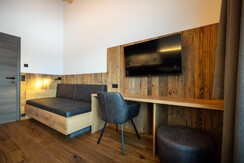 Mirzl_Teil2_webaufloesung-18