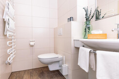 Doppelbettzimmer Glückspilz Bad Handtuchtrockner