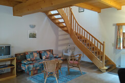 Wohnraum/Stiegenaufgang