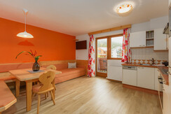 App. Orange spacious eat-in kitchen