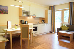 freundliche Wohnküche