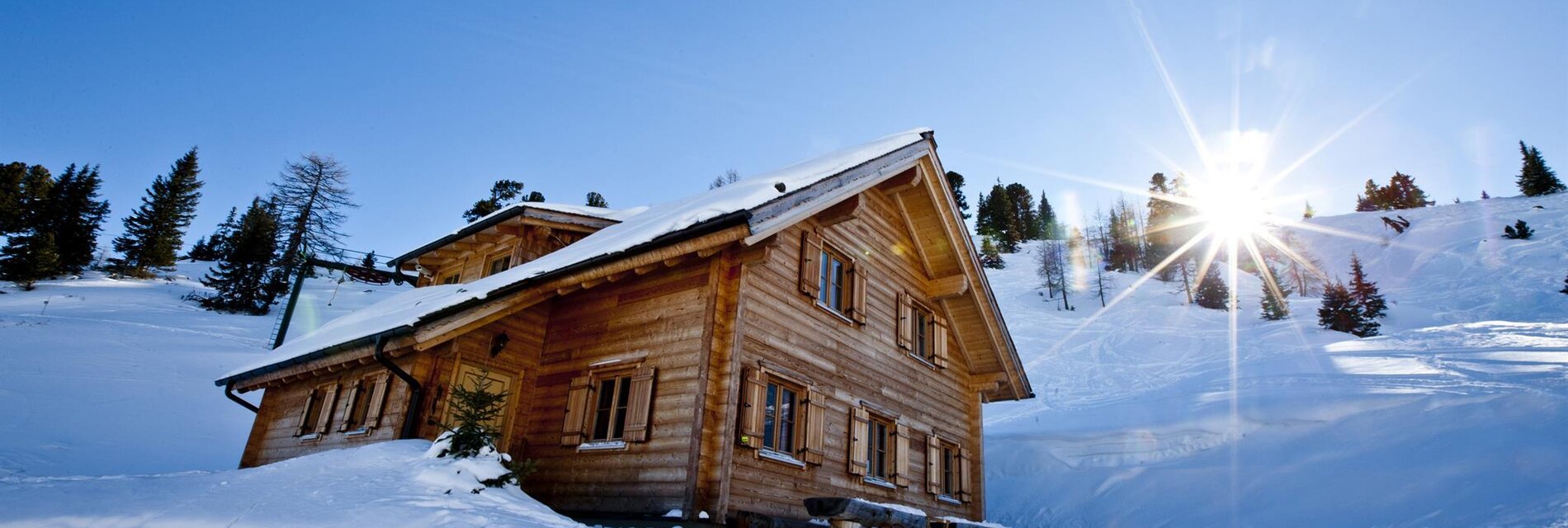 Schiurlaub direkt an der Piste - Almstallhütte