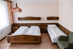 Dreibettzimmer 1