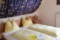 Sonne-Mond-Zimmer