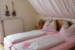Puppenzimmer Schlafzimmer 1