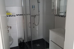 Dusche + WC