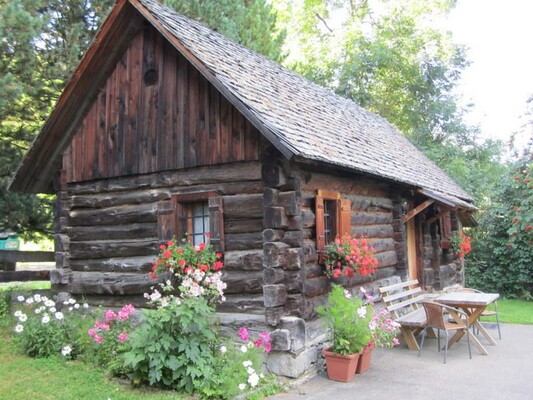 Gindischbachhütte-Außenansicht-Murtal-Steiermark | © Gindischbachhütte