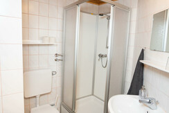 Badezimmer 2
