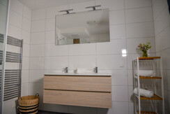 Grimming Lodge Goldrute_Tauplitz_Bad