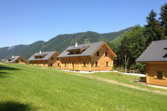 Sommer im Hüttendorf