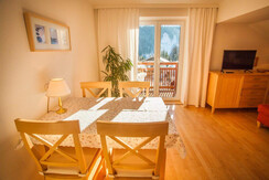 Haus Anna_App. DG_Esstisch