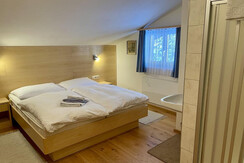 Haus-Debora-Schlafzimmer-2-OG-2