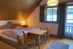 Doppelbettzimmer im 2. OG