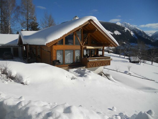 House Diamant in winter