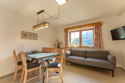 Essbereich mit offener Küche