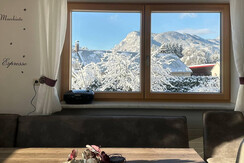 d56247b0-5ce4-4f48-abb9-ee6eb43a527a