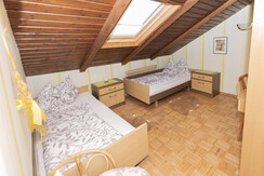 LerchbacherhofHausGruber-Familienzimmer-Murtal