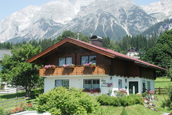 Haus im Sommer