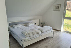 Schlafzimmer 2 ensuite mit Bad