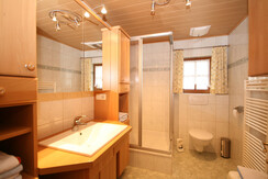 Haus Meissnitzer Badezimmer Dreibettzimmer
