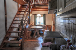 Küche mit Essbereich