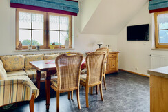 Küche mit Blick ins Ennstal und auf die Planai