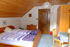 Familienzimmer mit Balkon