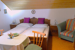 Doppelzimmer mit Fließwasser