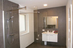 Haus Schloßbergblick Top 2 Badezimmer