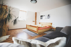 Schlafzimmer 2