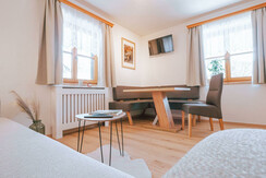 House Toplitzsee, Grundlsee, dining area