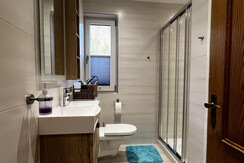 Vacation home Valentina, Grundlsee, bathroom