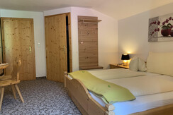 double room for 2-3 persons