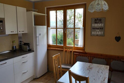 Holiday House Spanner, Tauplitz, Kitchen with dining table