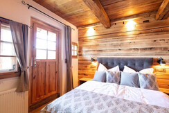 sonnendurchflutetes Schlafzimmer