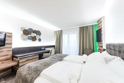 Doppelzimmer Deluxe + Wanddeko