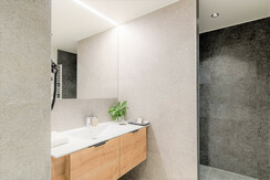 Suite, Badzimmer mit Haarföhn