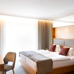 Photo of Double room, bath, toilet, facing the road | © Weinlandhof GmbH
