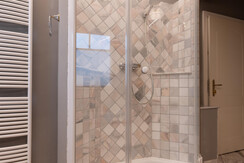 Ferienwohnung Hotel Annelies Badezimmer