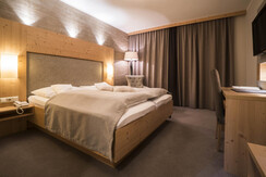 Doppelzimmer mit Balkon