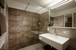 Hotel DER HECHL, Tauplitz, bathroom