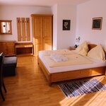 Photo of Double room, separate toilet and shower/bathtub