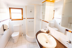 Einzelzimmer mit Bad