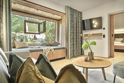 1_©andreasmaxones_03_01140068