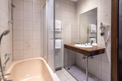 Zm 18, Post Hotel, Bad Mitterndorf-7