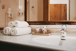 Rosenhof-RoomsandInterior©DanielaGruber-21