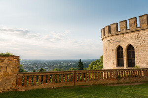 Glockenturm_Blick_Leibnitz_SchlossSeggau_Copyright