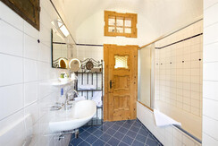 Schloss Thannegg - Badezimmer Kemenate