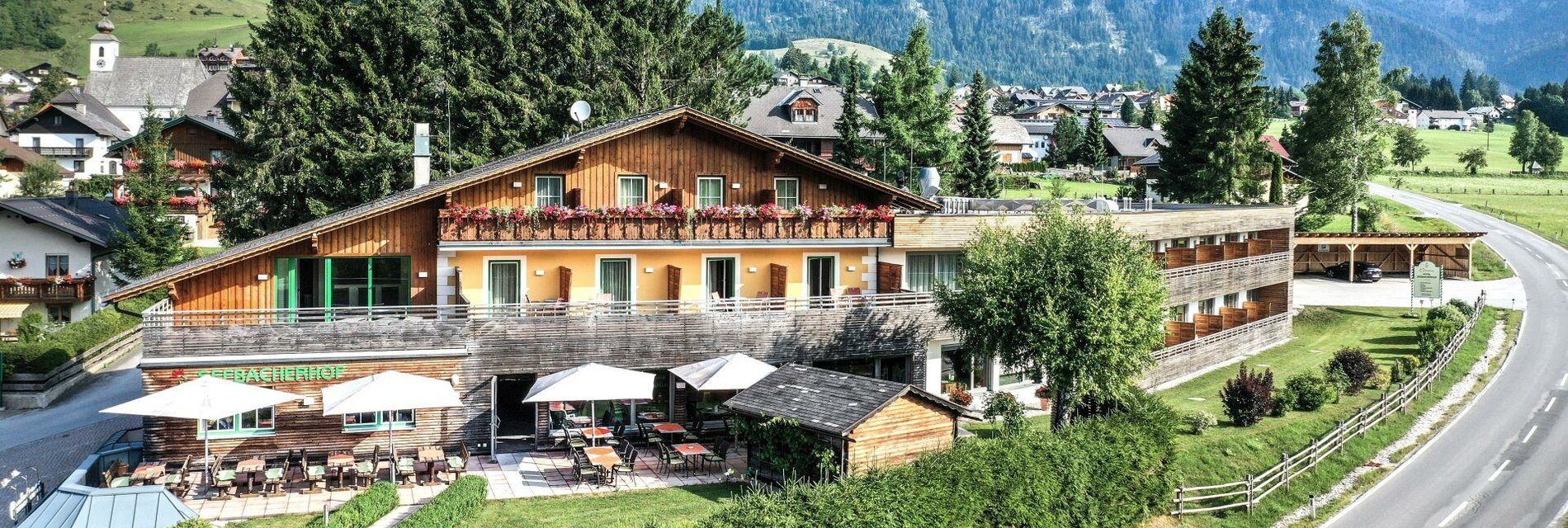 Hotel Seebacherhof im Sommer, Tauplitz