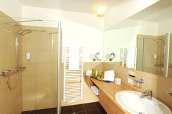 Hotel Seebacherhof, Tauplitz, Badezimmer